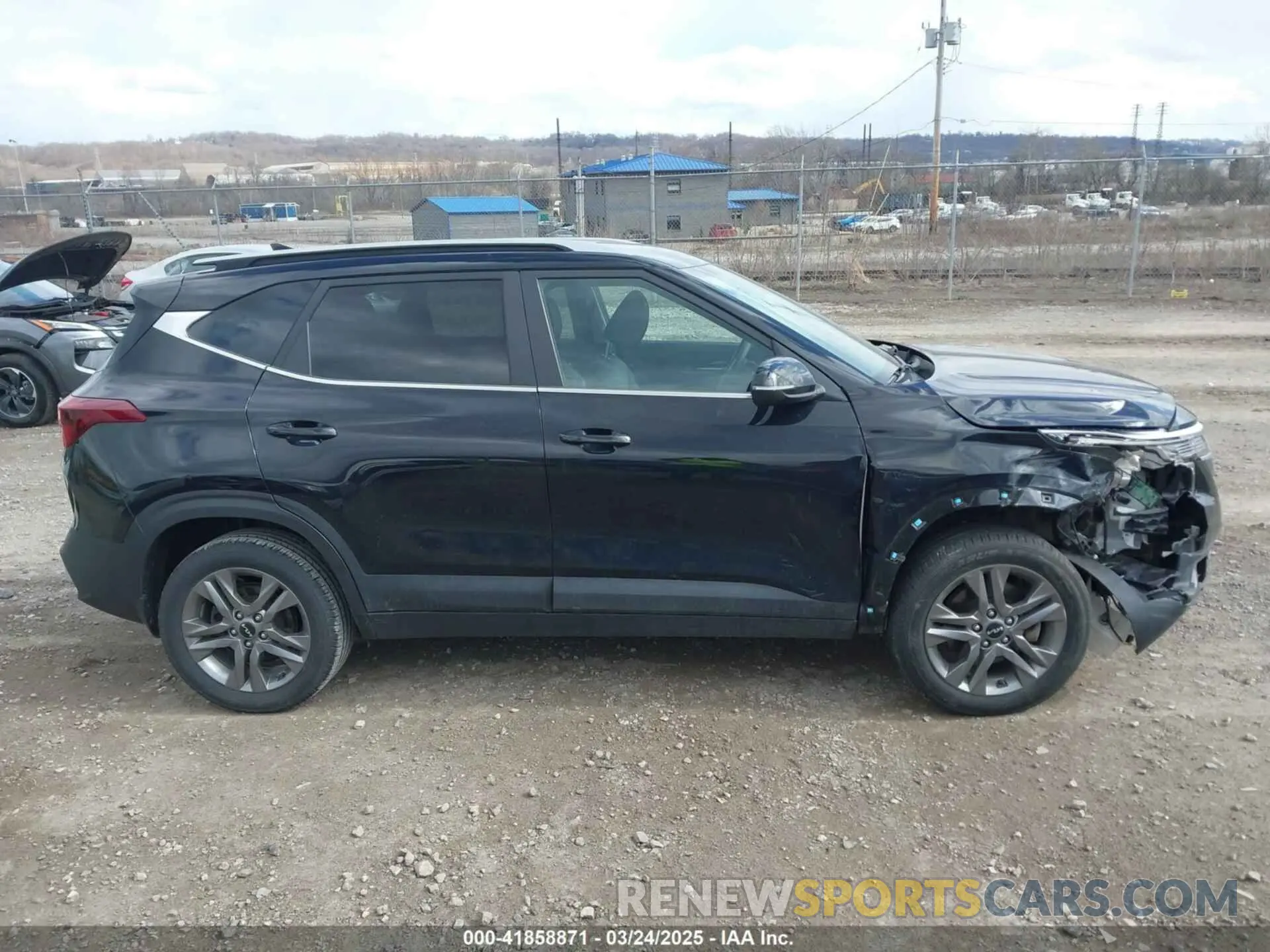 14 Фотография поврежденного автомобиля KNDEUCAA6N7270108 KIA SELTOS 2022