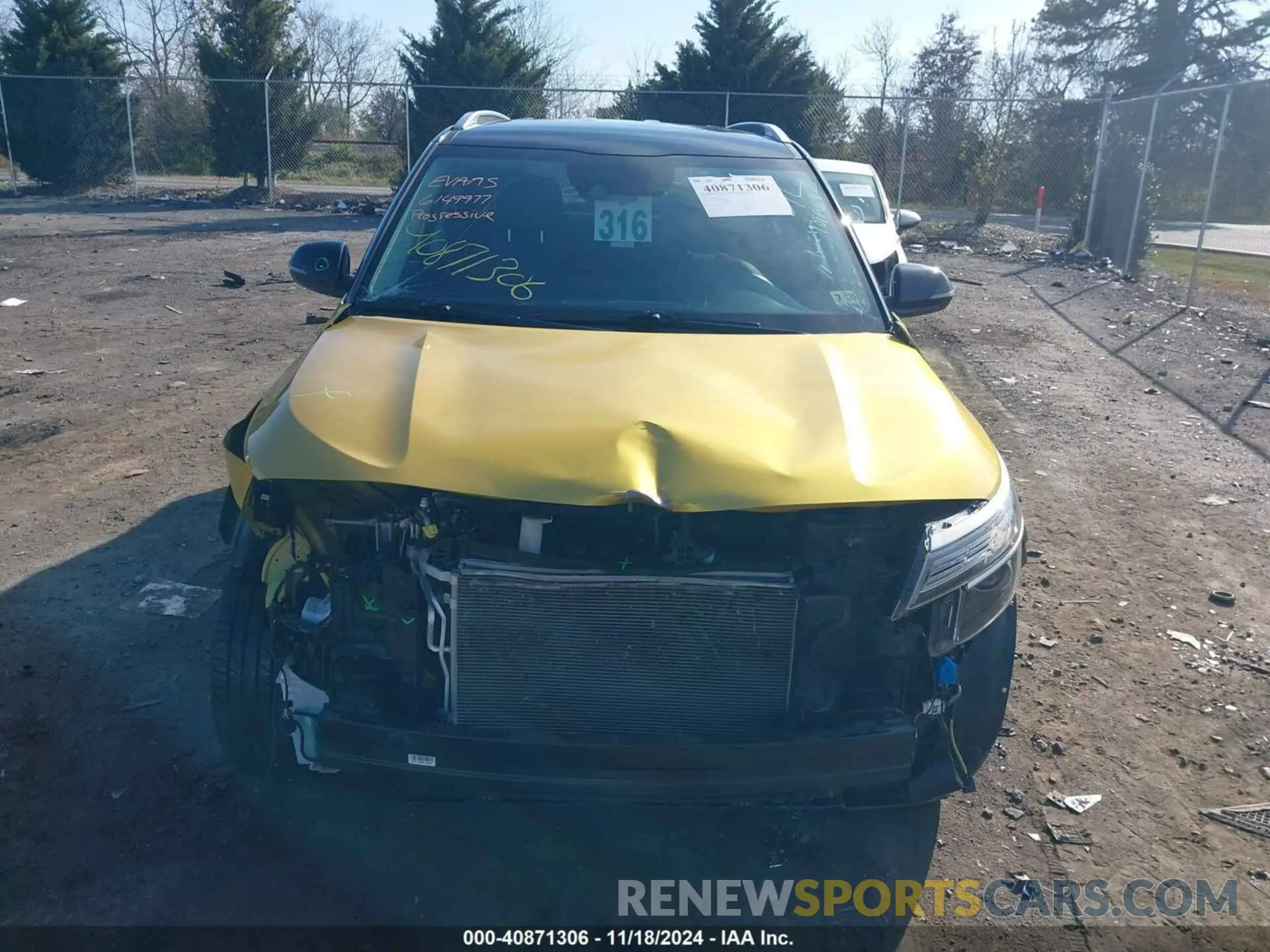 13 Photograph of a damaged car KNDEUCAA7N7311538 KIA SELTOS 2022