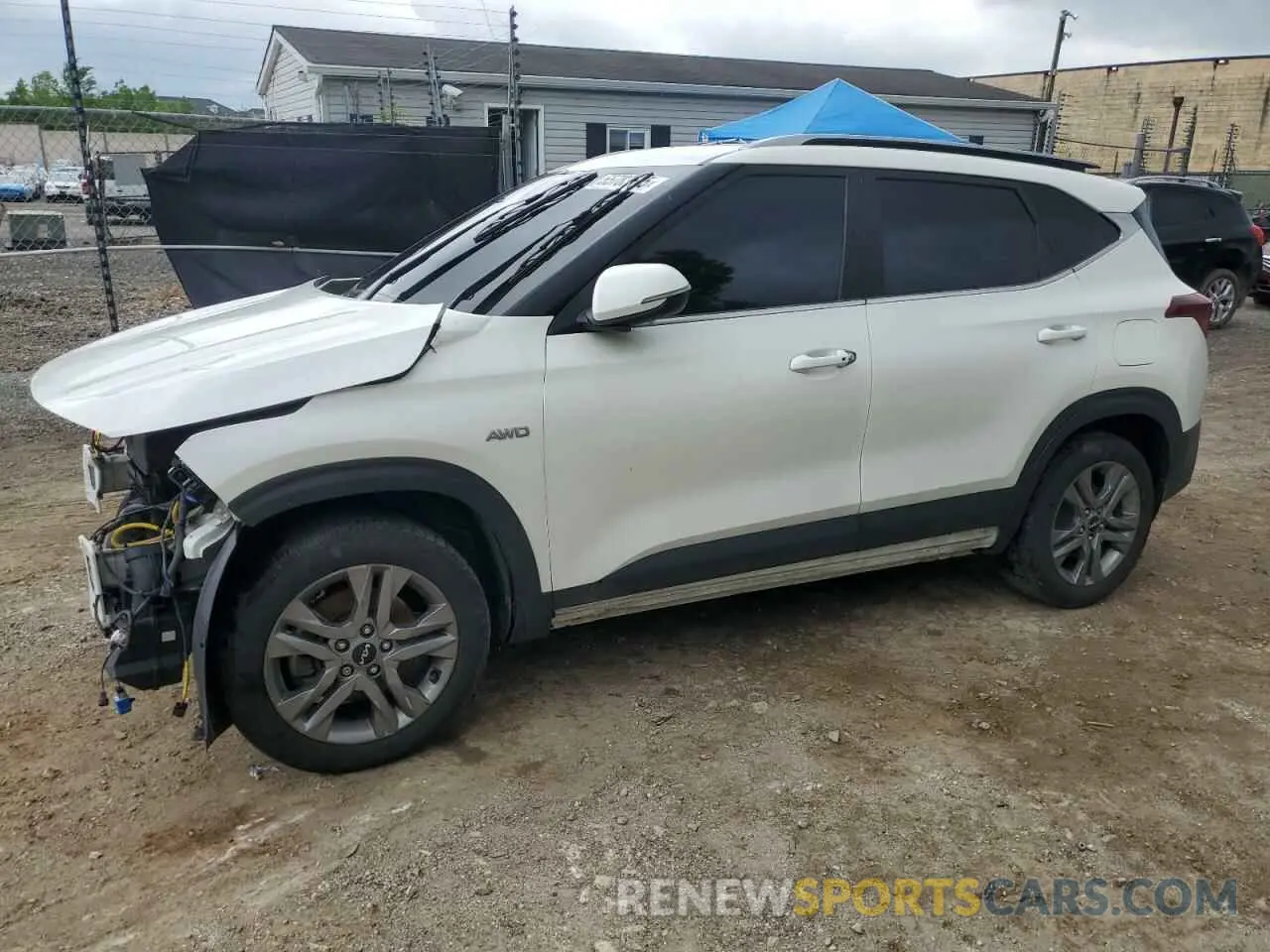 1 Photograph of a damaged car KNDEUCAA8N7261717 KIA SELTOS 2022