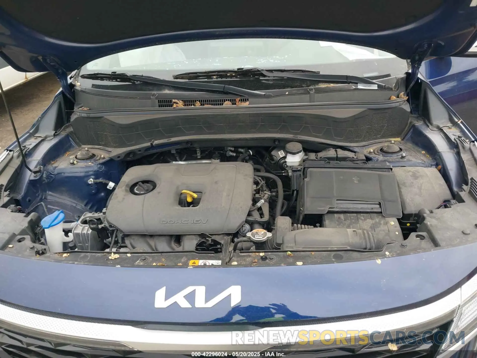 10 Photograph of a damaged car KNDEUCAAXN7305927 KIA SELTOS 2022