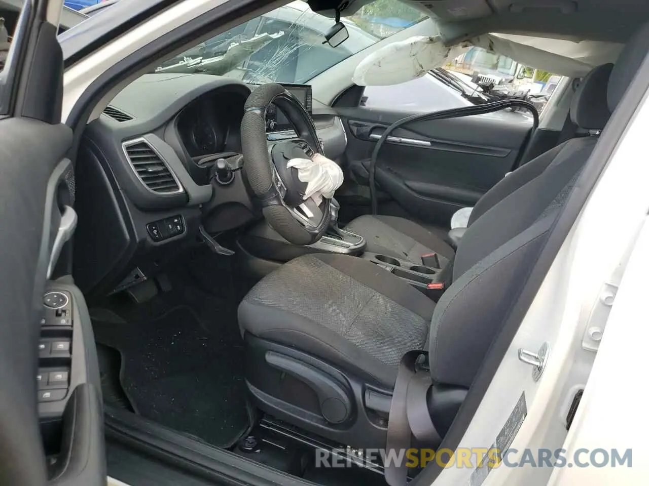 7 Photograph of a damaged car KNDEP2AA8P7463168 KIA SELTOS 2023