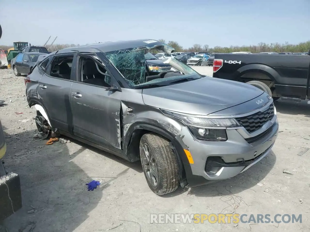 4 Фотография поврежденного автомобиля KNDEPCAA1P7362270 KIA SELTOS 2023