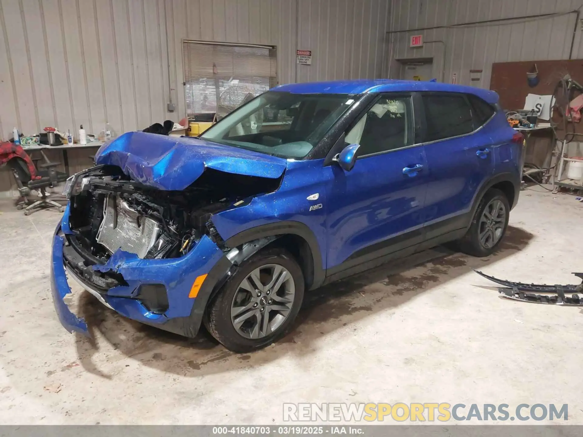 2 Photograph of a damaged car KNDEPCAA2P7436375 KIA SELTOS 2023