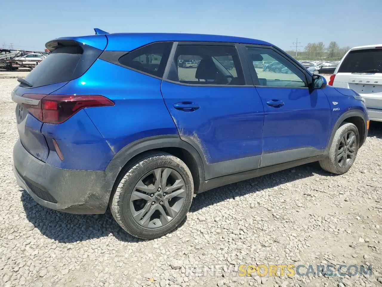 3 Photograph of a damaged car KNDEPCAA2P7452124 KIA SELTOS 2023