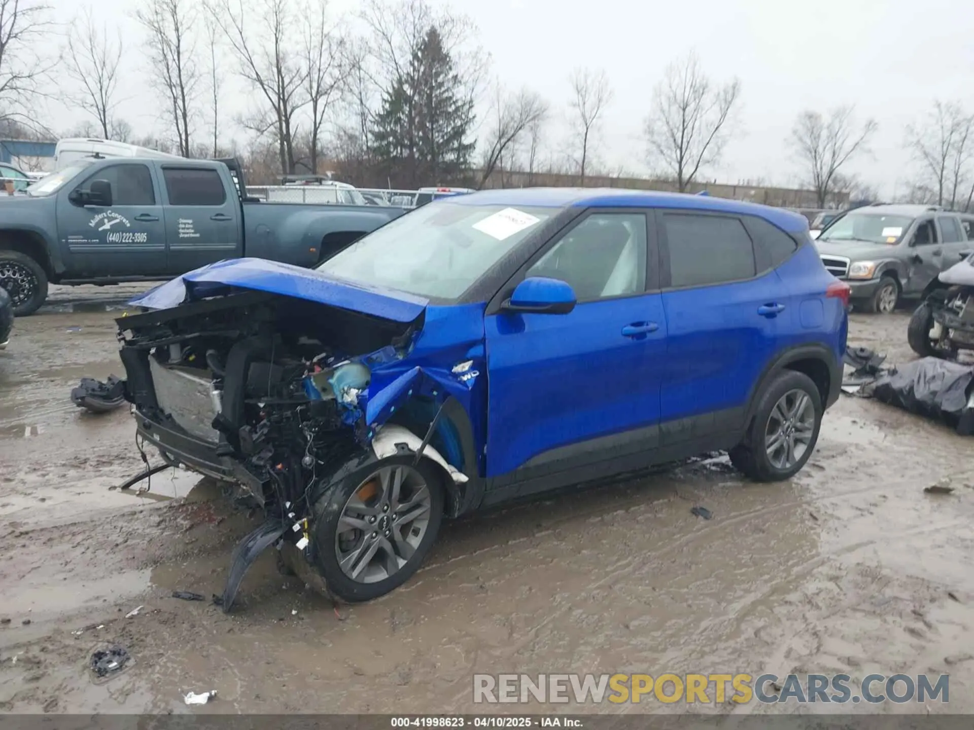 2 Photograph of a damaged car KNDEPCAA4P7423322 KIA SELTOS 2023