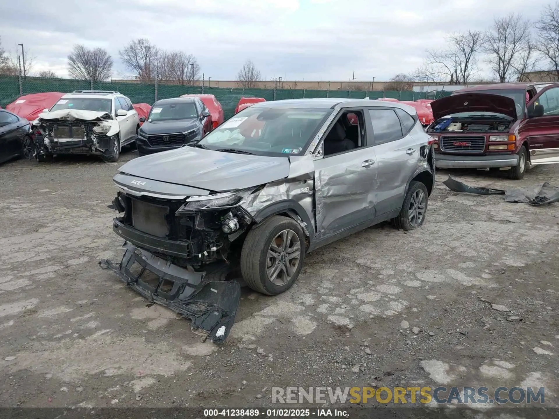 2 Фотография поврежденного автомобиля KNDEPCAA5P7434734 KIA SELTOS 2023