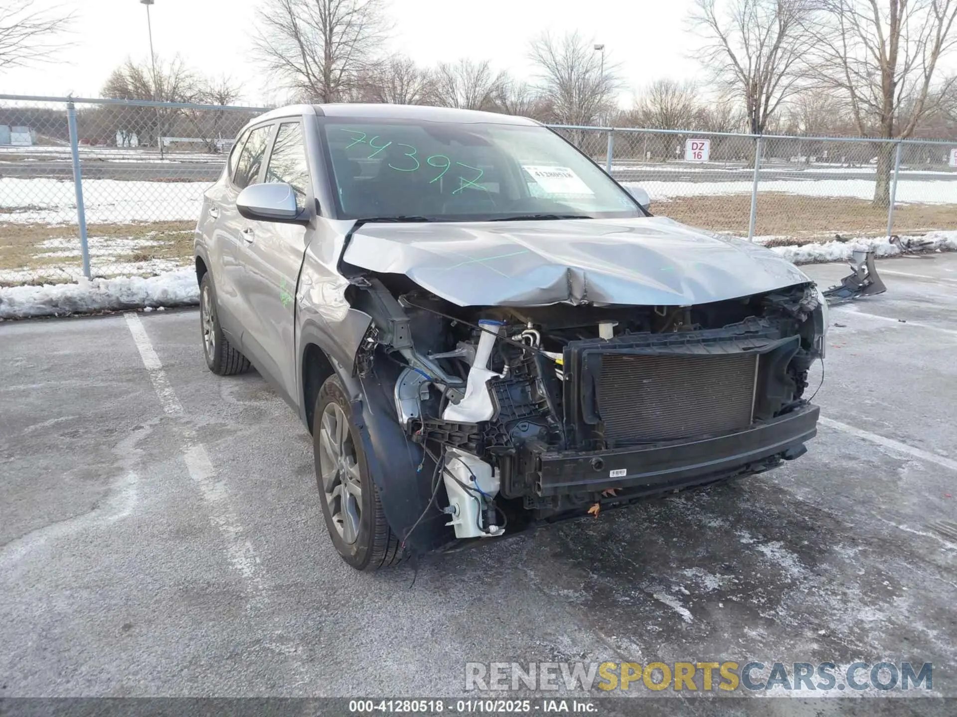 6 Photograph of a damaged car KNDEPCAA8P7430015 KIA SELTOS 2023