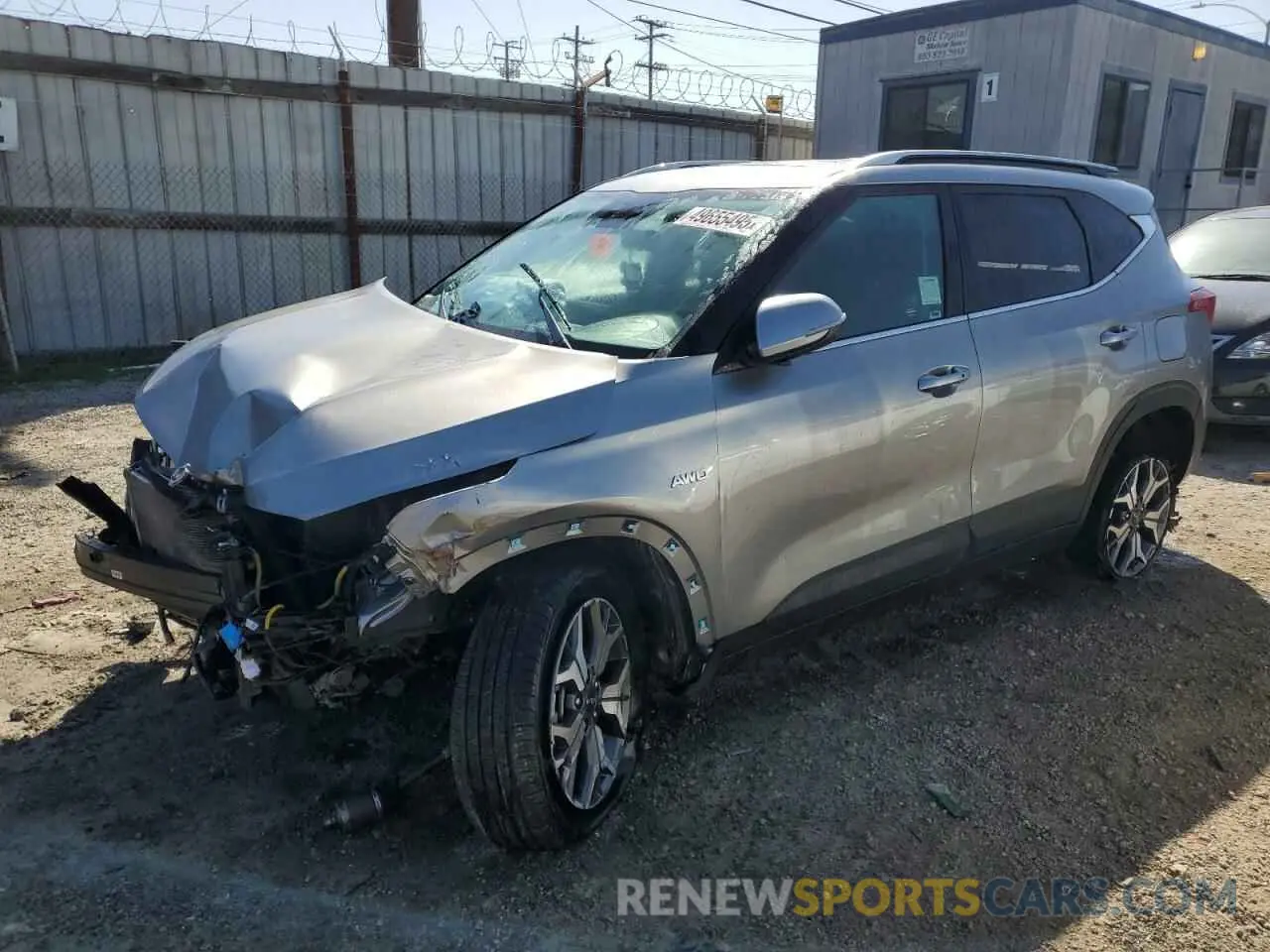 1 Фотография поврежденного автомобиля KNDERCAA2P7389763 KIA SELTOS 2023
