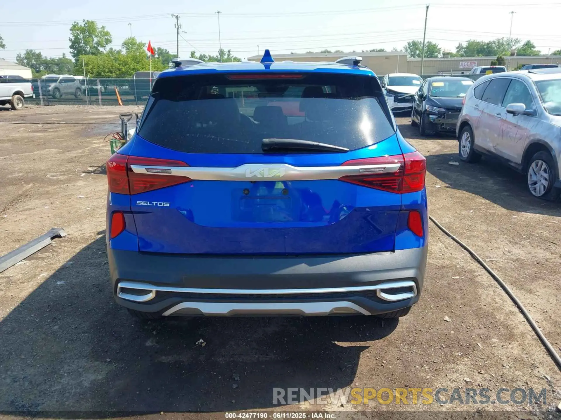 17 Фотография поврежденного автомобиля KNDERCAA2P7467359 KIA SELTOS 2023