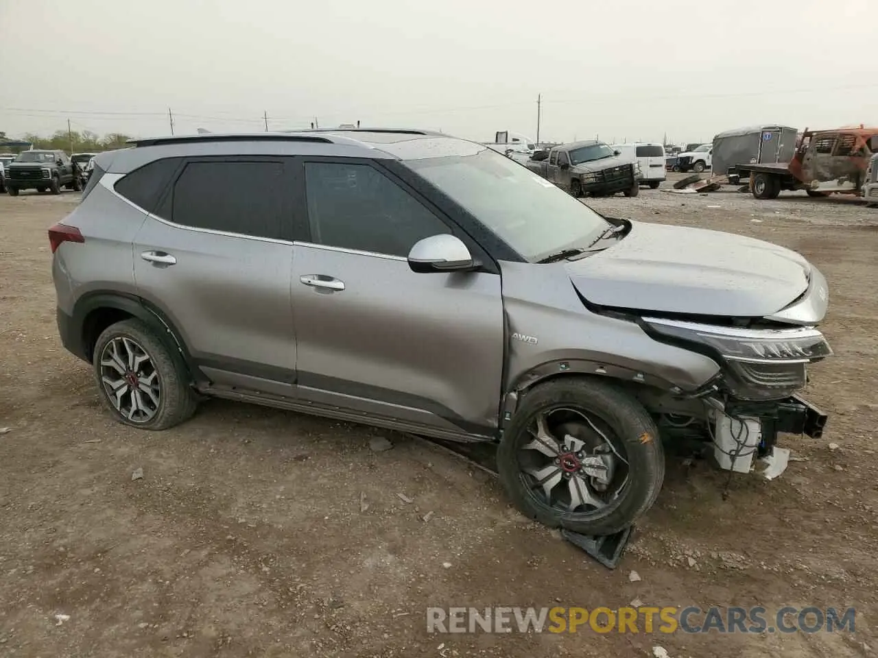 4 Photograph of a damaged car KNDETCA24P7369153 KIA SELTOS 2023