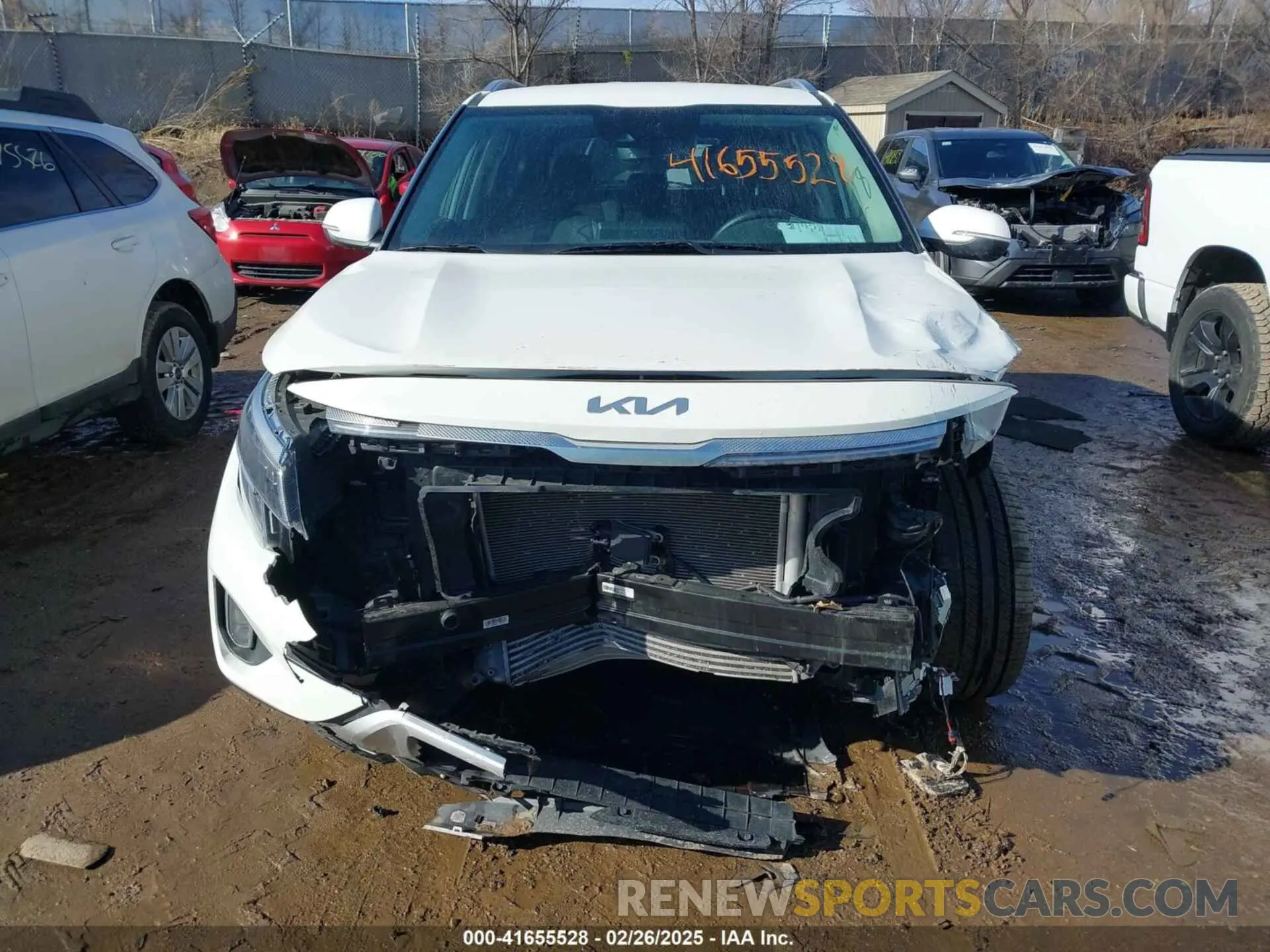 12 Photograph of a damaged car KNDETCA28P7382567 KIA SELTOS 2023
