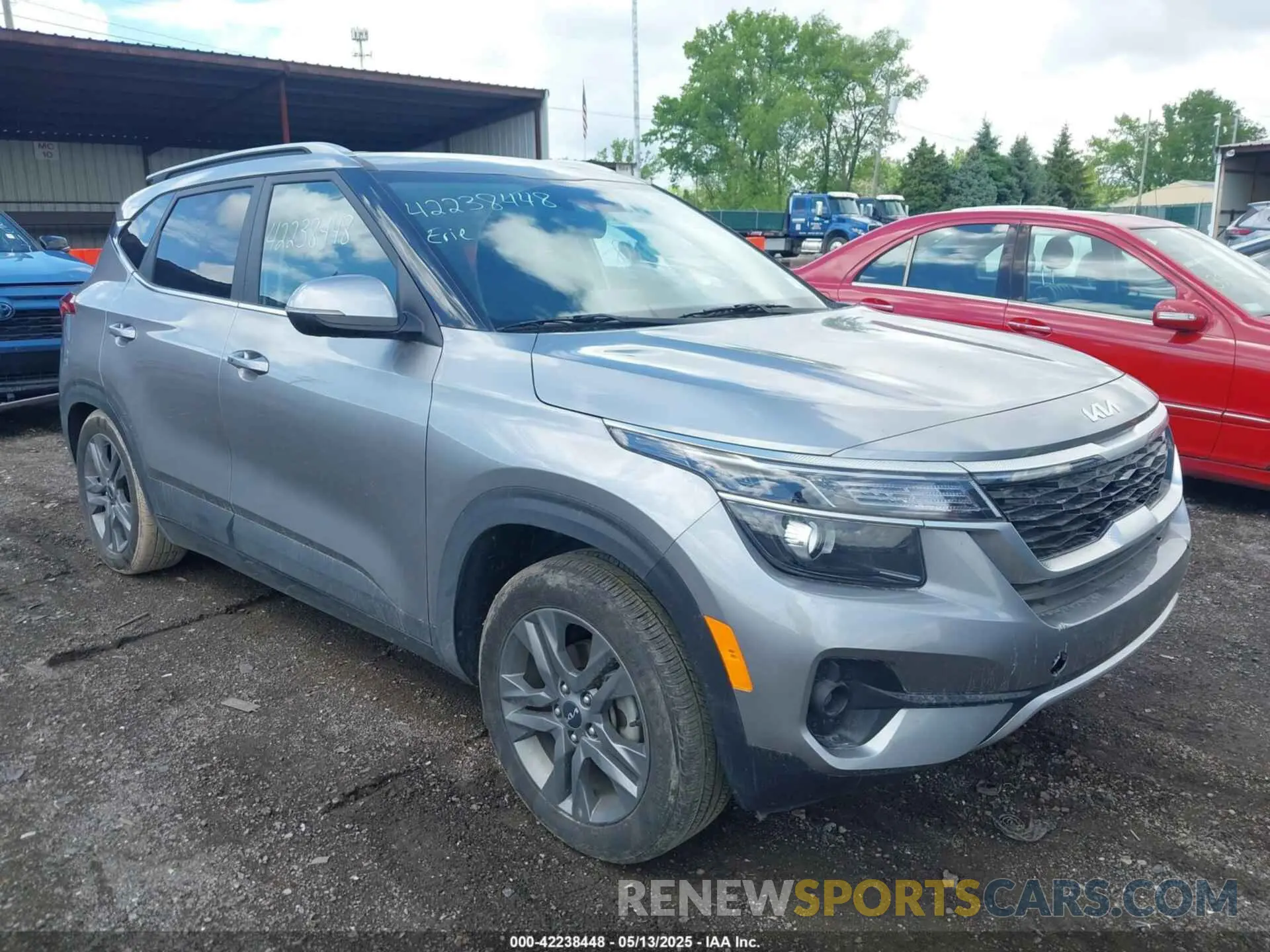 1 Photograph of a damaged car KNDEU2AA7P7457600 KIA SELTOS 2023