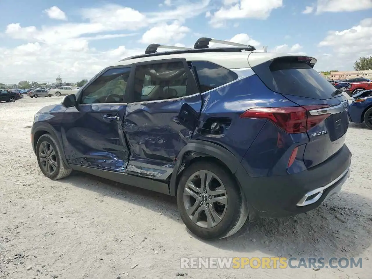 2 Photograph of a damaged car KNDEU2AA8P7395284 KIA SELTOS 2023