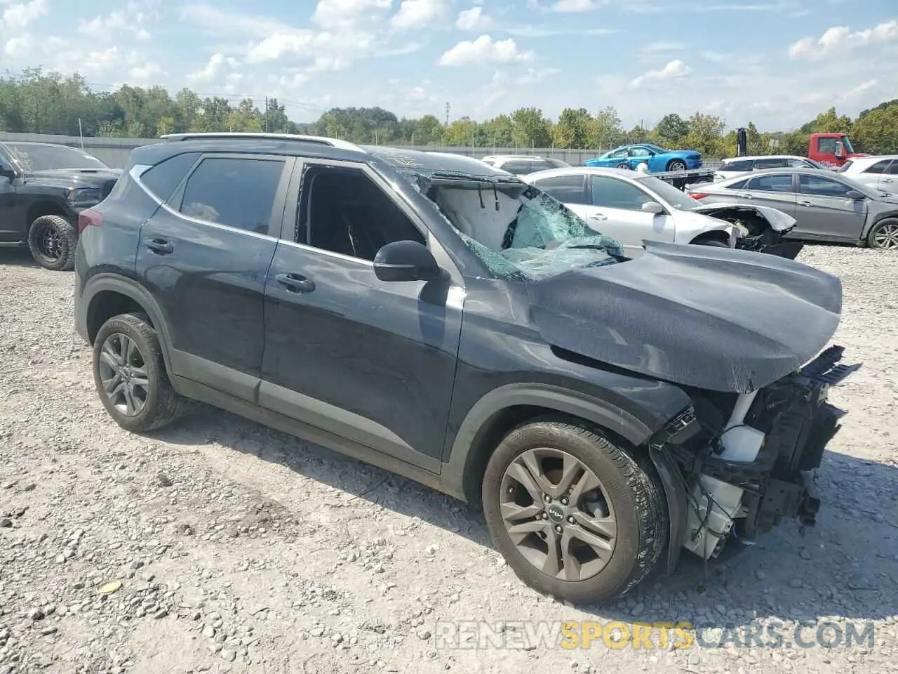 4 Photograph of a damaged car KNDEU2AAXP7378597 KIA SELTOS 2023