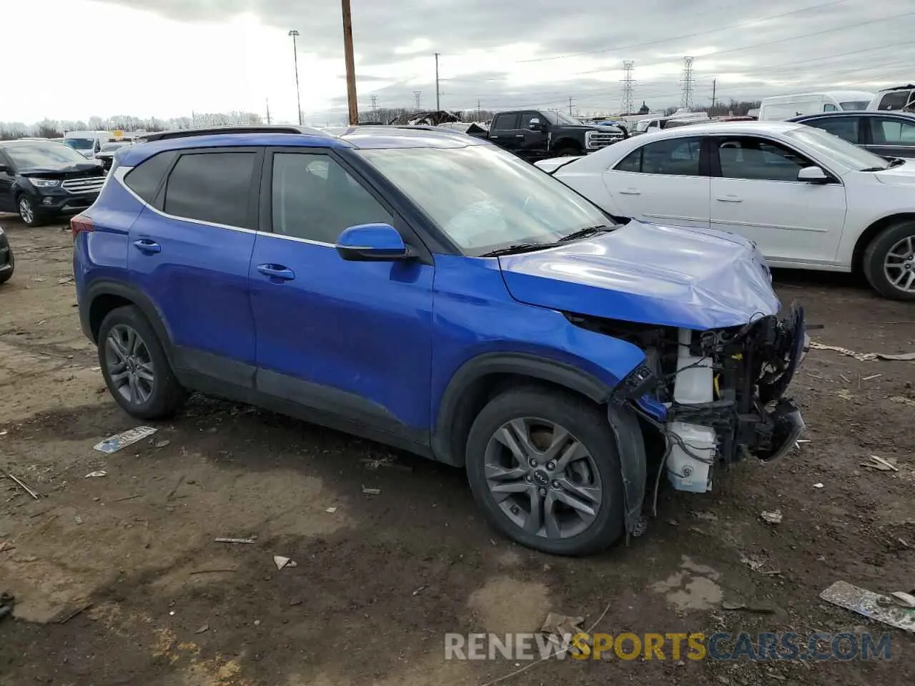 4 Photograph of a damaged car KNDEUCAA4P7441392 KIA SELTOS 2023