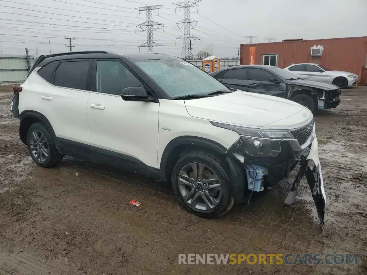 4 Фотография поврежденного автомобиля KNDEUCAA7P7420116 KIA SELTOS 2023