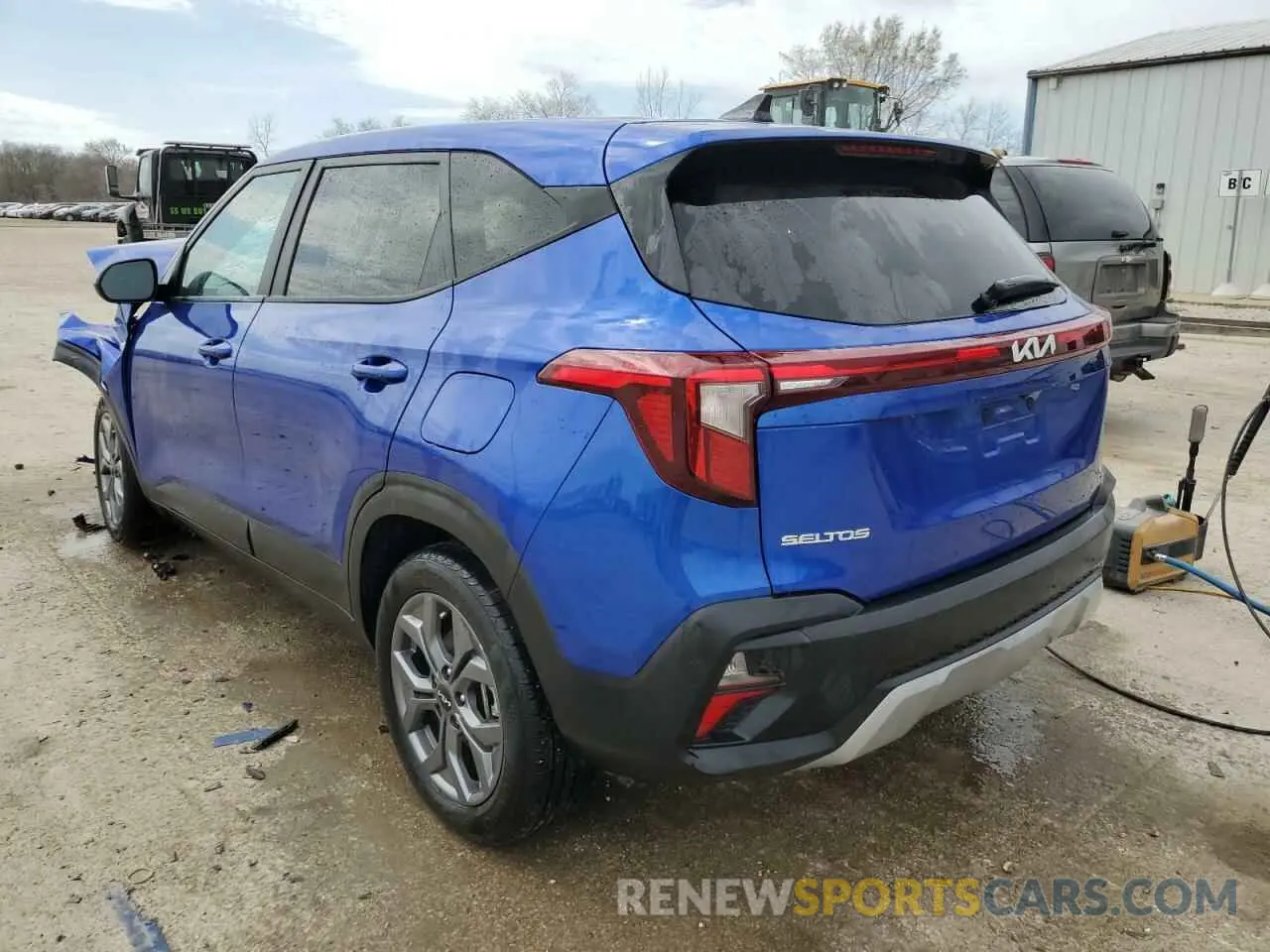 2 Фотография поврежденного автомобиля KNDEPCAA0R7647206 KIA SELTOS 2024