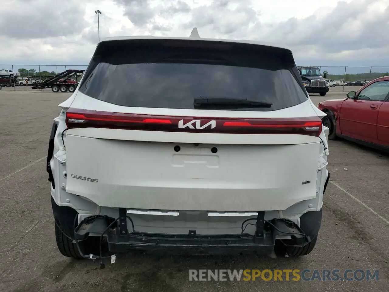6 Photograph of a damaged car KNDEPCAA2R7550119 KIA SELTOS 2024