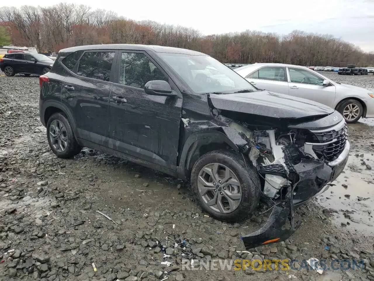 4 Photograph of a damaged car KNDEPCAA6R7656038 KIA SELTOS 2024