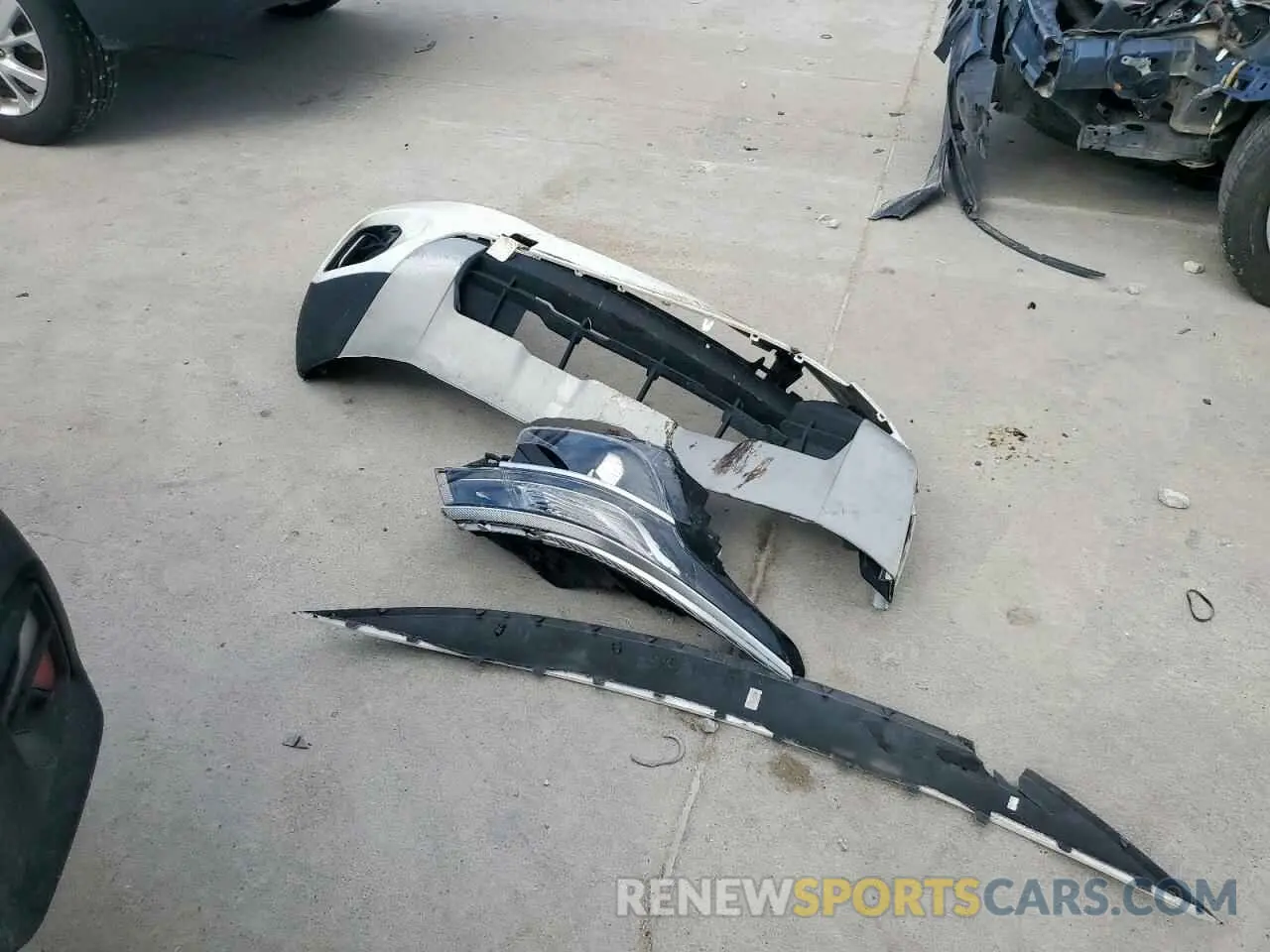 13 Photograph of a damaged car KNDEPCAA7R7577770 KIA SELTOS 2024