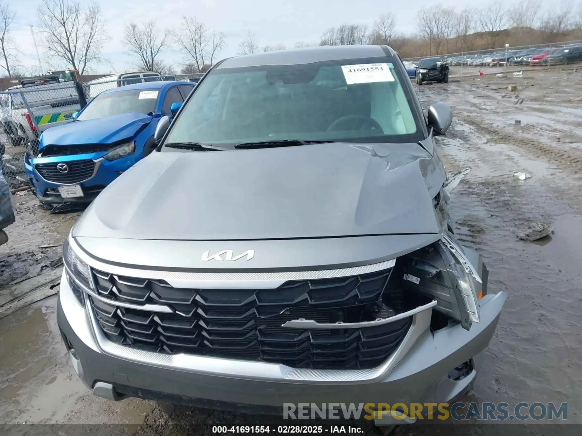 12 Photograph of a damaged car KNDEPCAAXR7567119 KIA SELTOS 2024