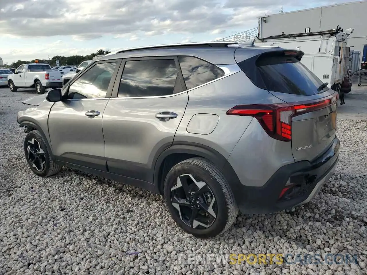 2 Фотография поврежденного автомобиля KNDER2AA1R7563528 KIA SELTOS 2024