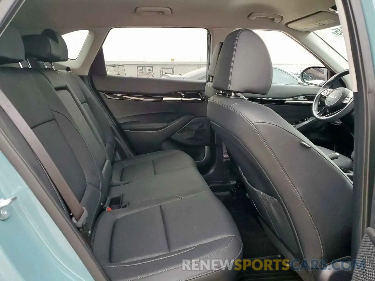10 Фотография поврежденного автомобиля KNDER2AA2R7493229 KIA SELTOS 2024