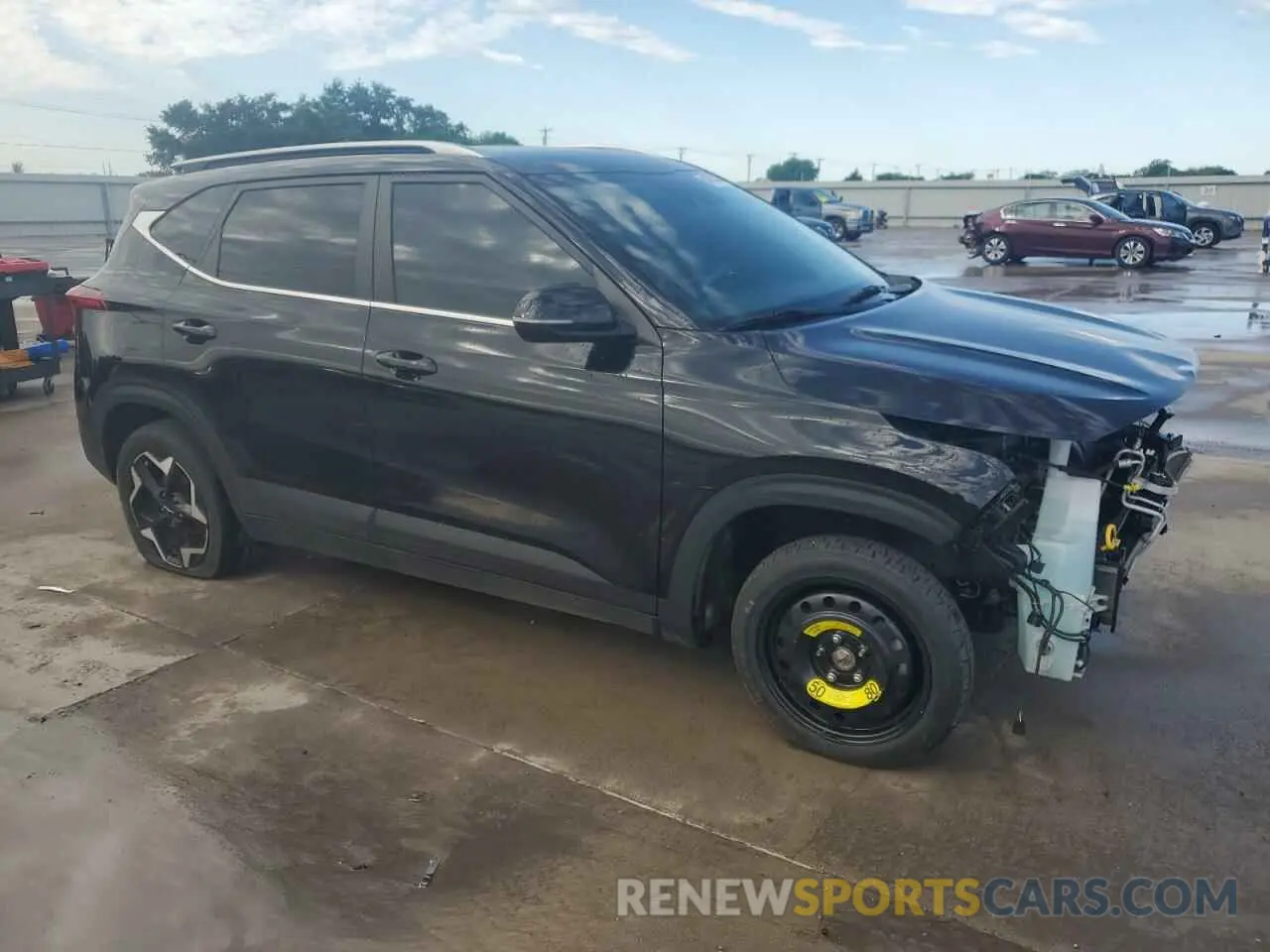 4 Фотография поврежденного автомобиля KNDER2AA2R7498687 KIA SELTOS 2024