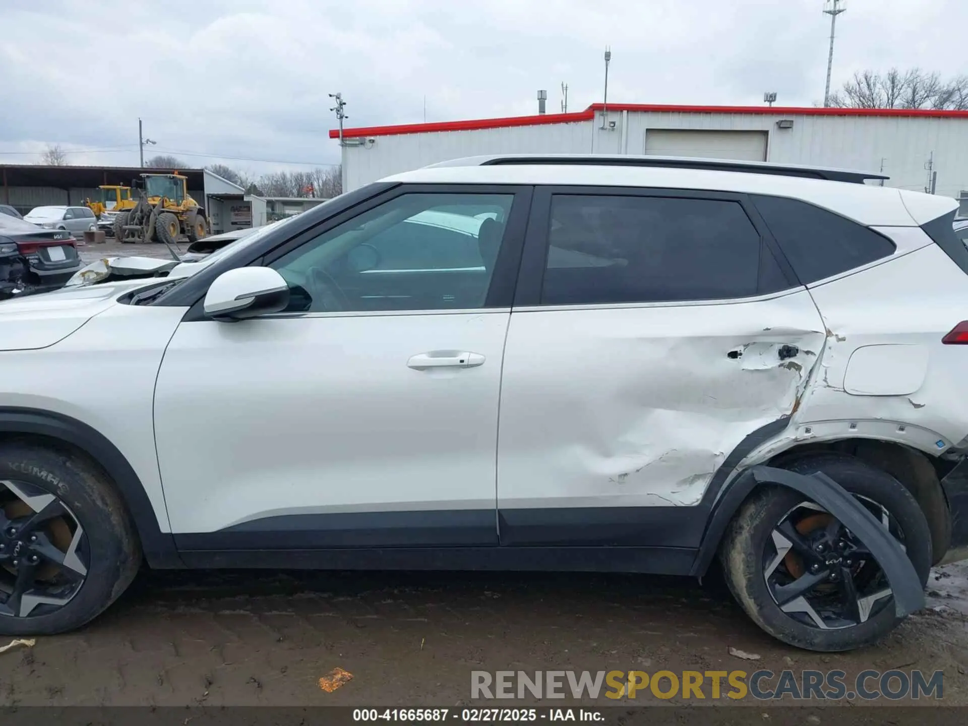 14 Фотография поврежденного автомобиля KNDER2AA2R7568852 KIA SELTOS 2024