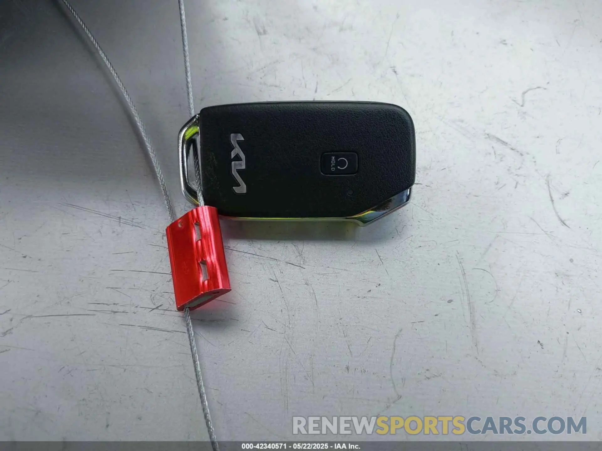 11 Photograph of a damaged car KNDER2AA8R7636670 KIA SELTOS 2024