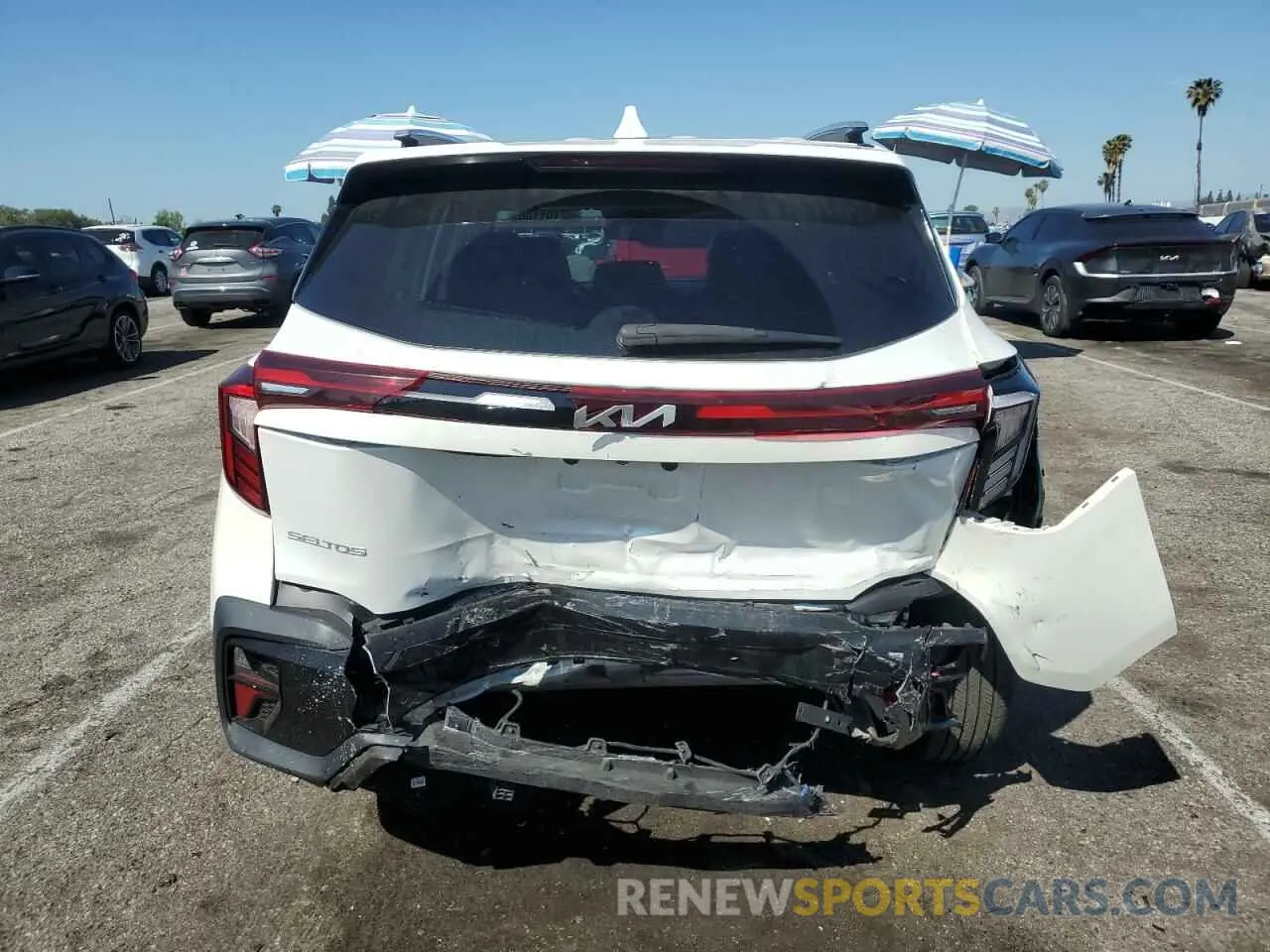 6 Photograph of a damaged car KNDER2AA9R7510656 KIA SELTOS 2024