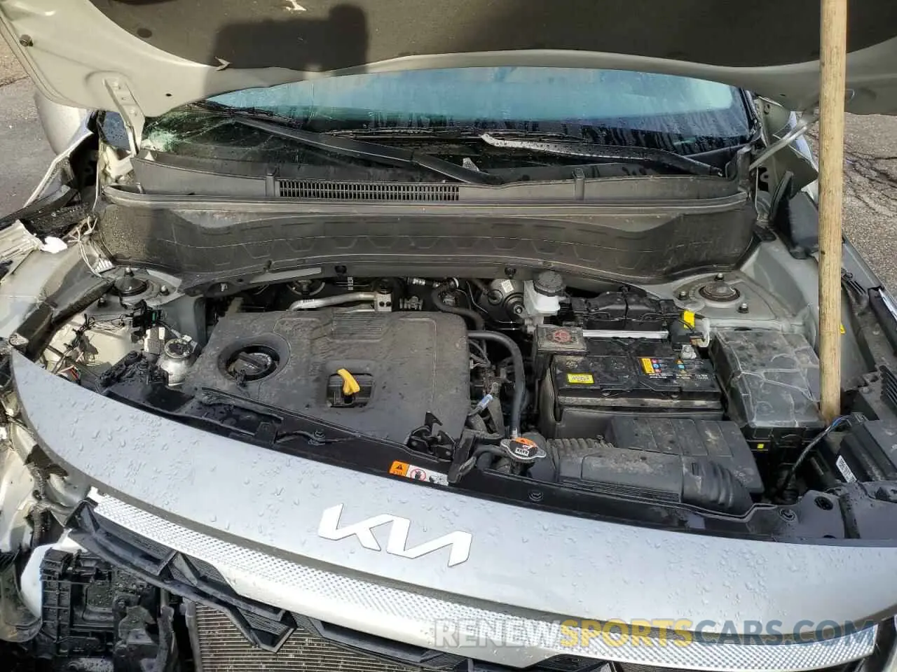 12 Photograph of a damaged car KNDERCAA0R7634143 KIA SELTOS 2024