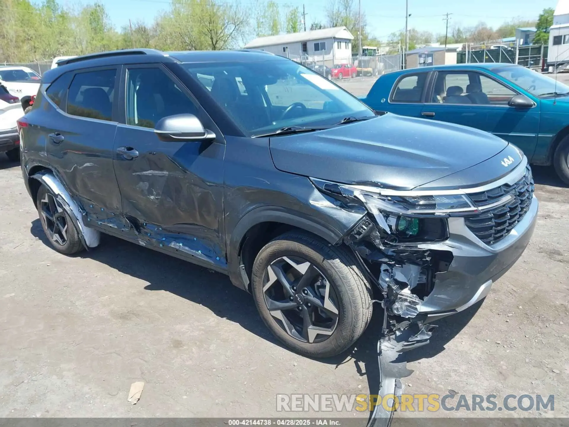 1 Photograph of a damaged car KNDERCAA1R7577337 KIA SELTOS 2024