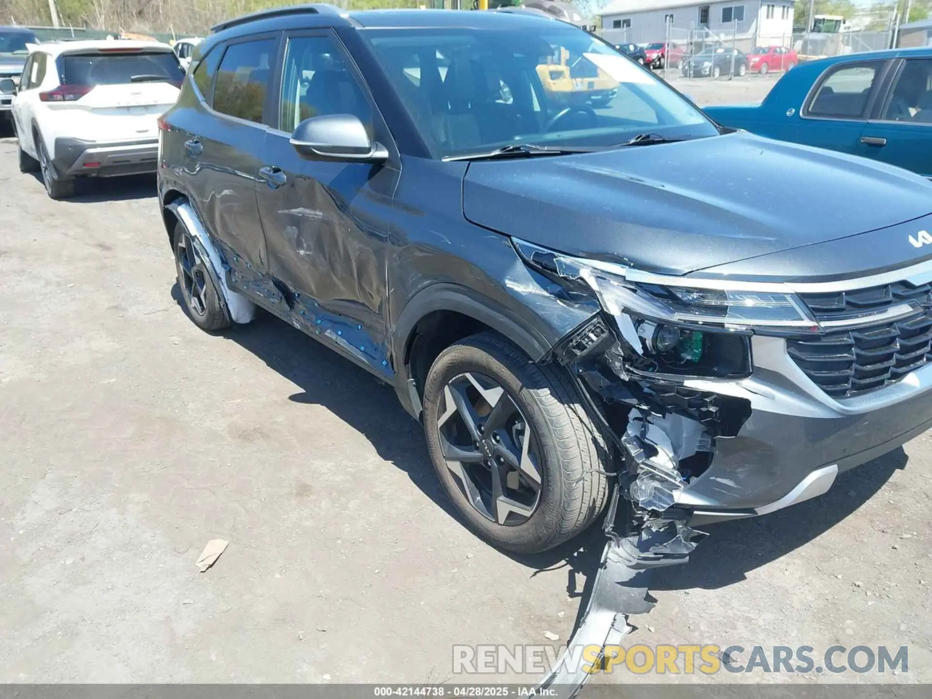 6 Photograph of a damaged car KNDERCAA1R7577337 KIA SELTOS 2024