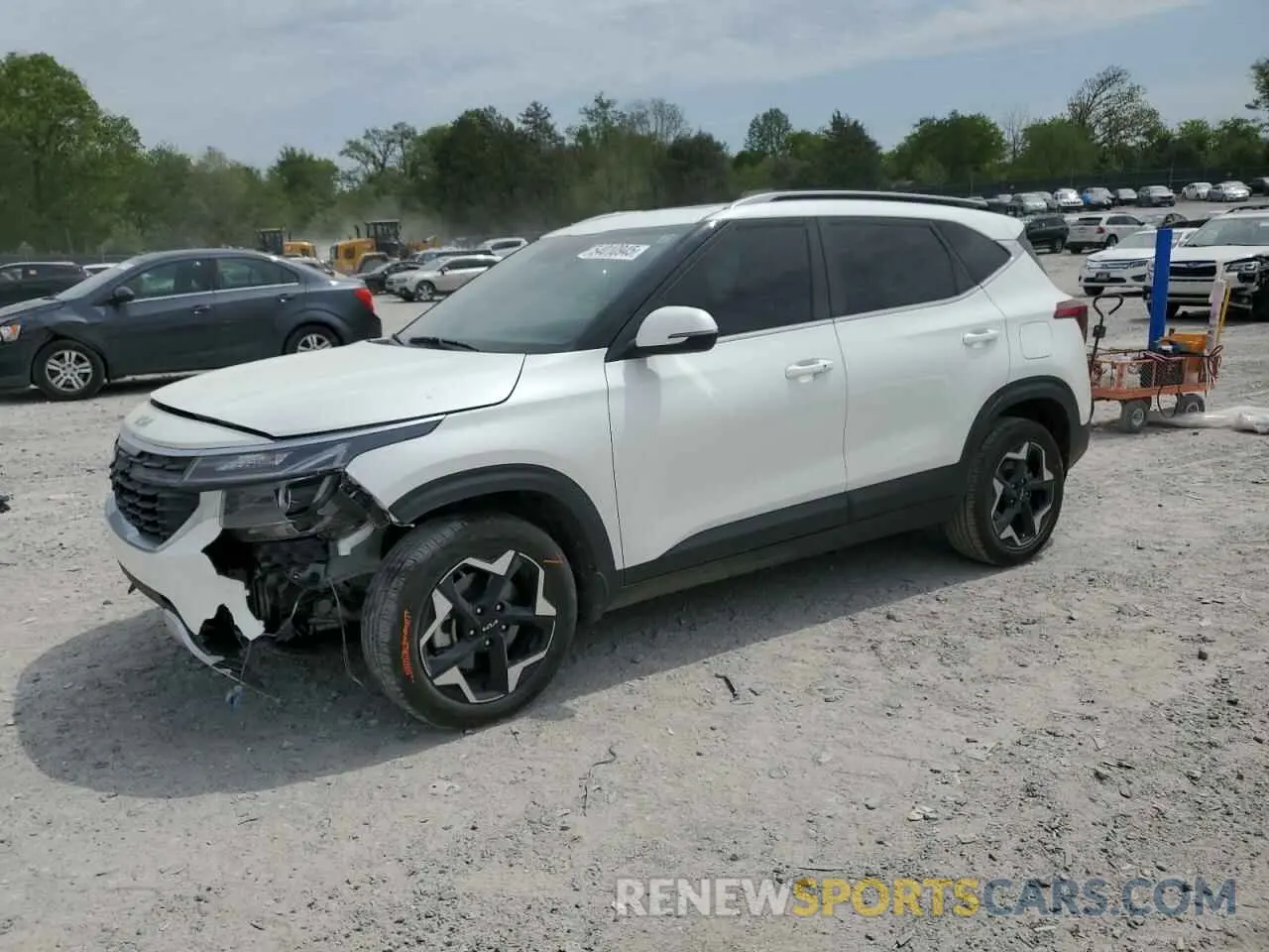 1 Photograph of a damaged car KNDERCAA1R7594333 KIA SELTOS 2024