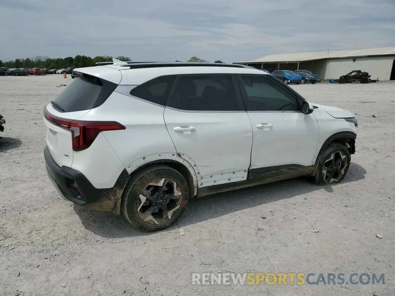 3 Photograph of a damaged car KNDERCAA1R7594333 KIA SELTOS 2024