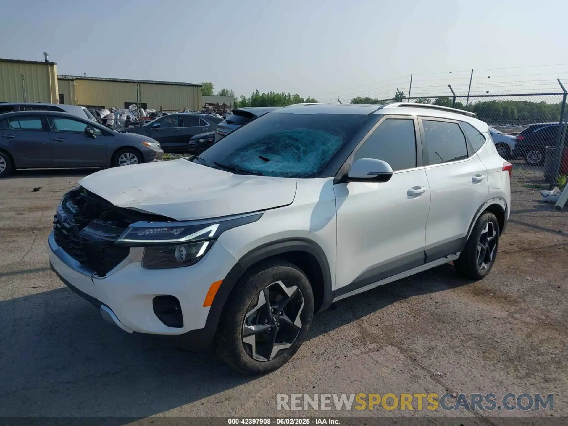 2 Photograph of a damaged car KNDERCAA2R7551667 KIA SELTOS 2024
