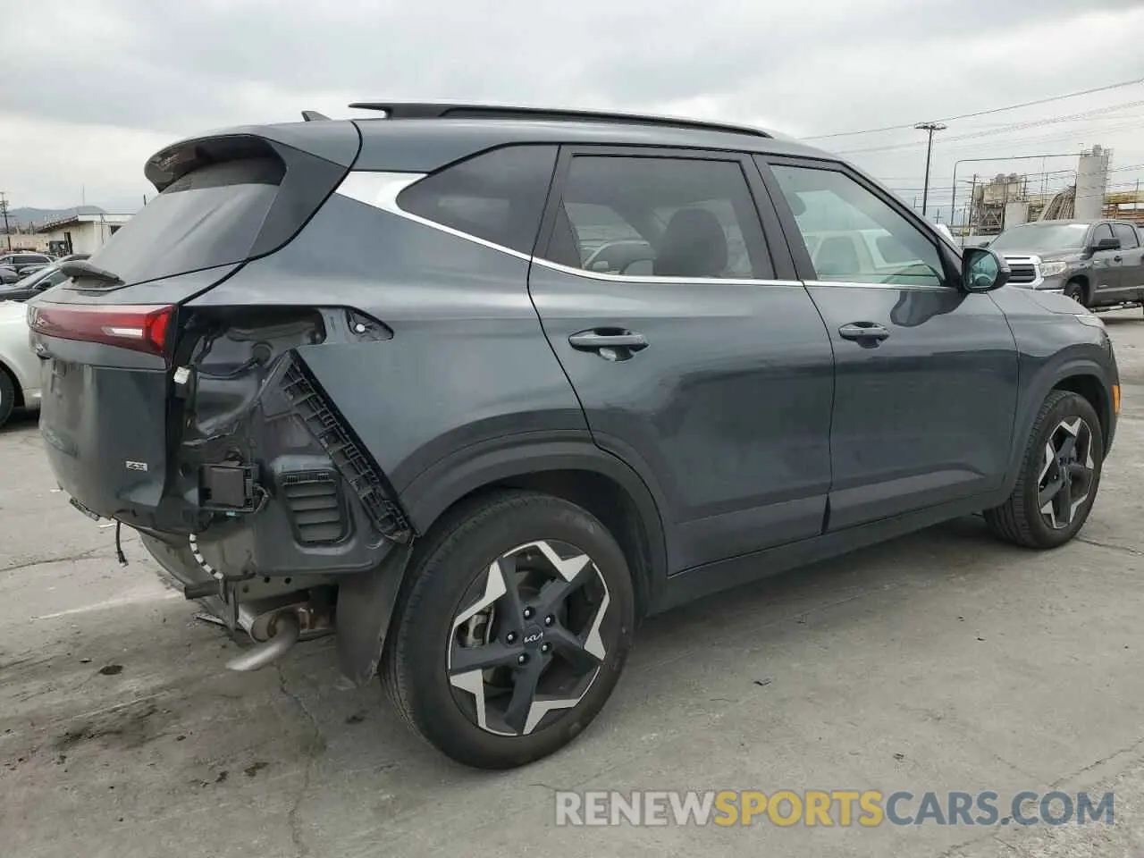 3 Фотография поврежденного автомобиля KNDERCAA3R7529483 KIA SELTOS 2024