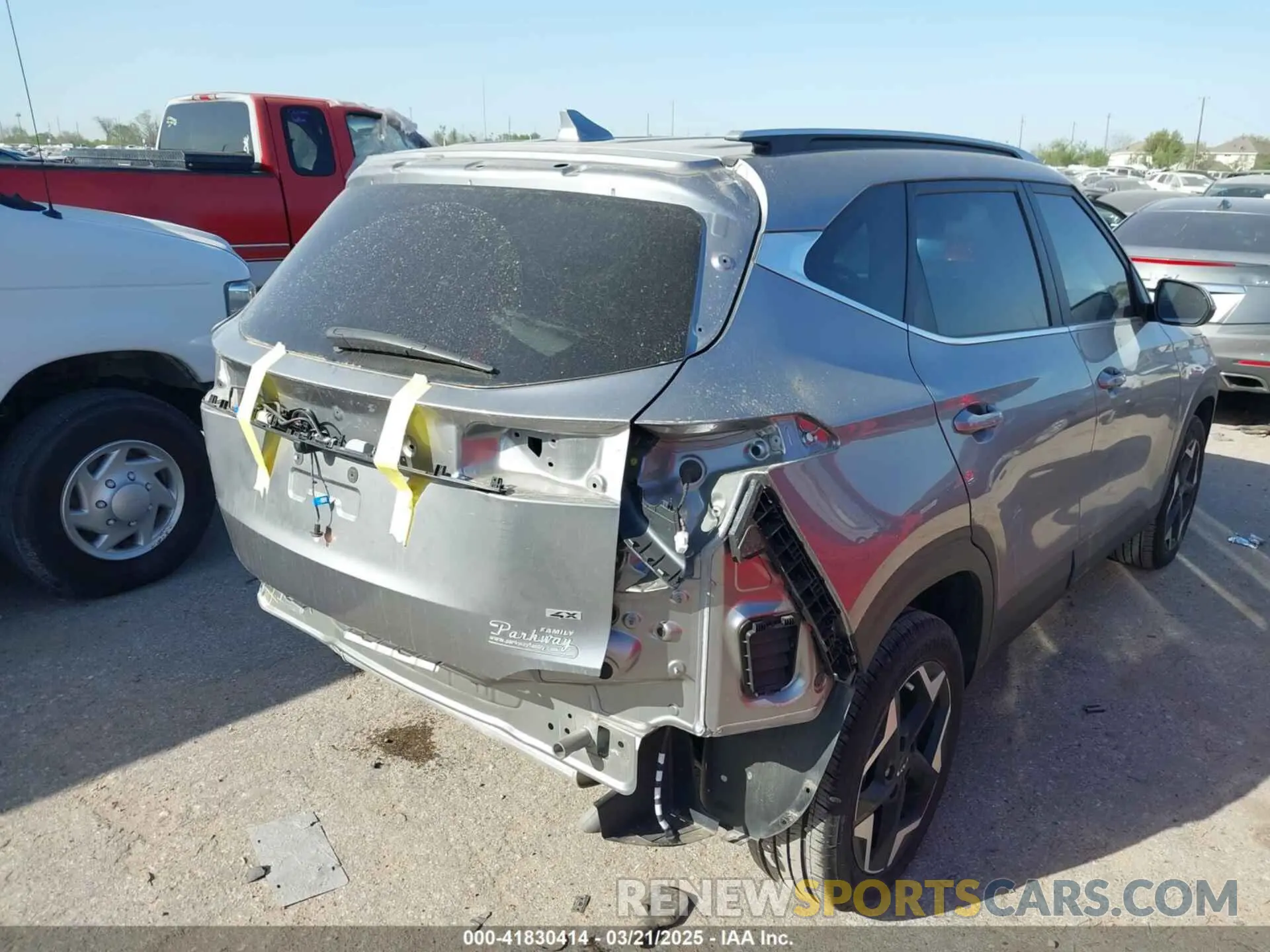 17 Фотография поврежденного автомобиля KNDERCAA3R7603839 KIA SELTOS 2024