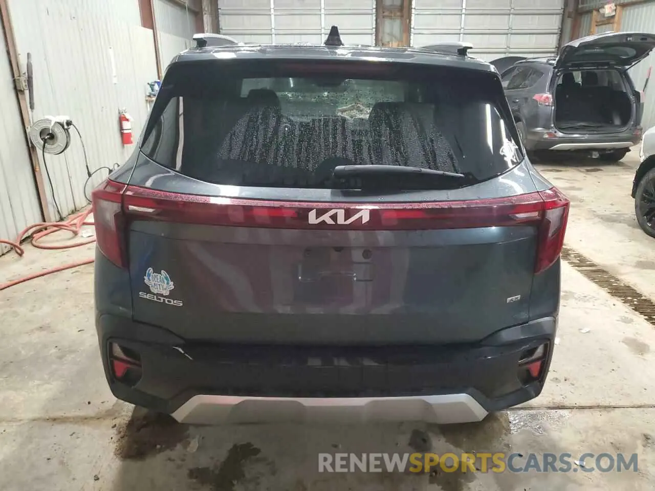 6 Photograph of a damaged car KNDERCAA4R7574612 KIA SELTOS 2024