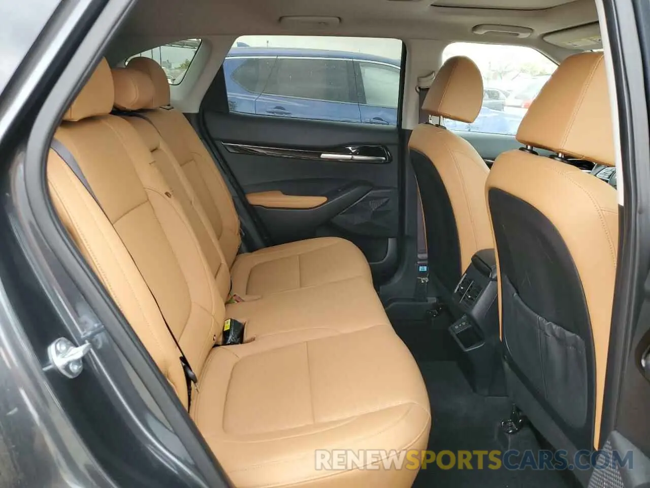 11 Фотография поврежденного автомобиля KNDERCAA7R7652736 KIA SELTOS 2024