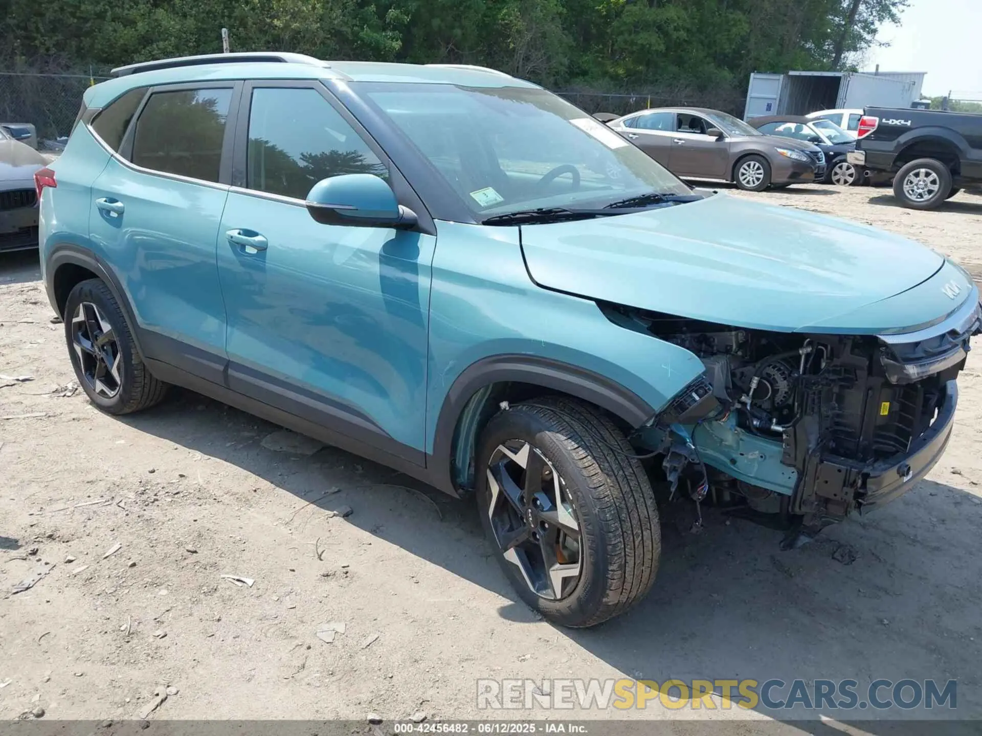1 Фотография поврежденного автомобиля KNDERCAA9R7590272 KIA SELTOS 2024