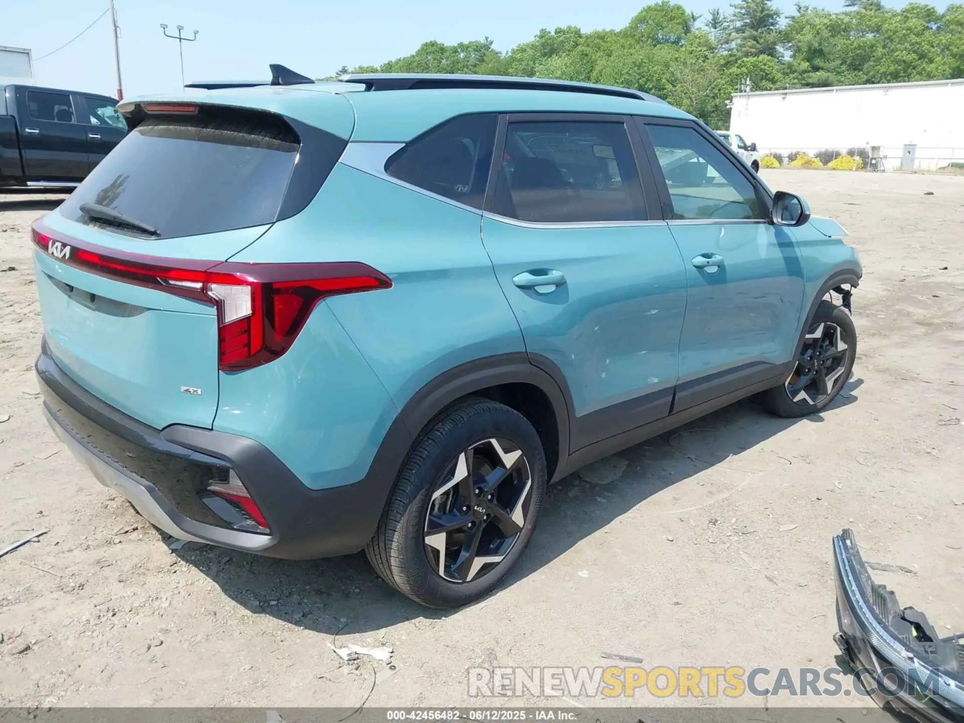 4 Фотография поврежденного автомобиля KNDERCAA9R7590272 KIA SELTOS 2024