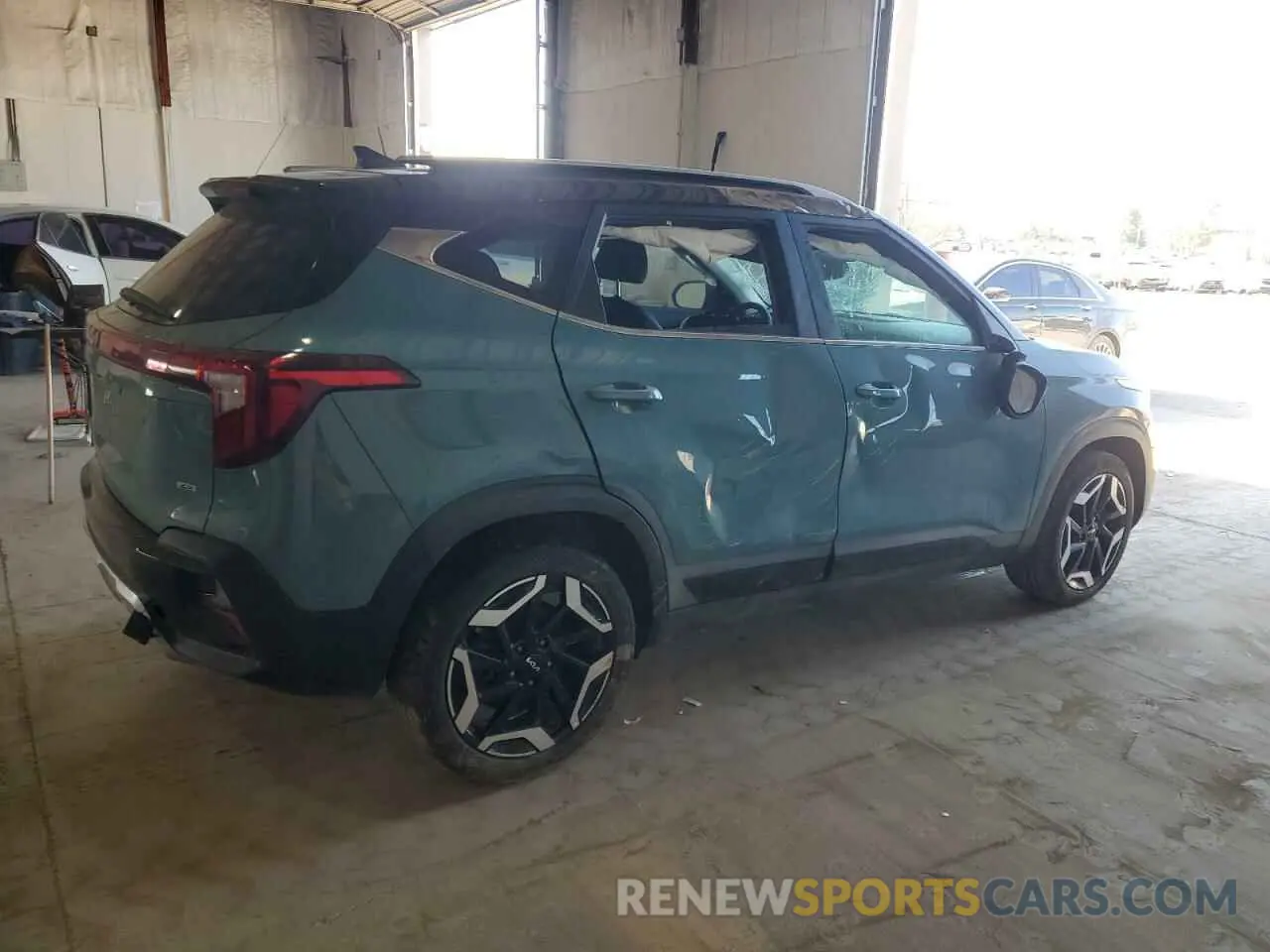 3 Photograph of a damaged car KNDETCA72R7563775 KIA SELTOS 2024