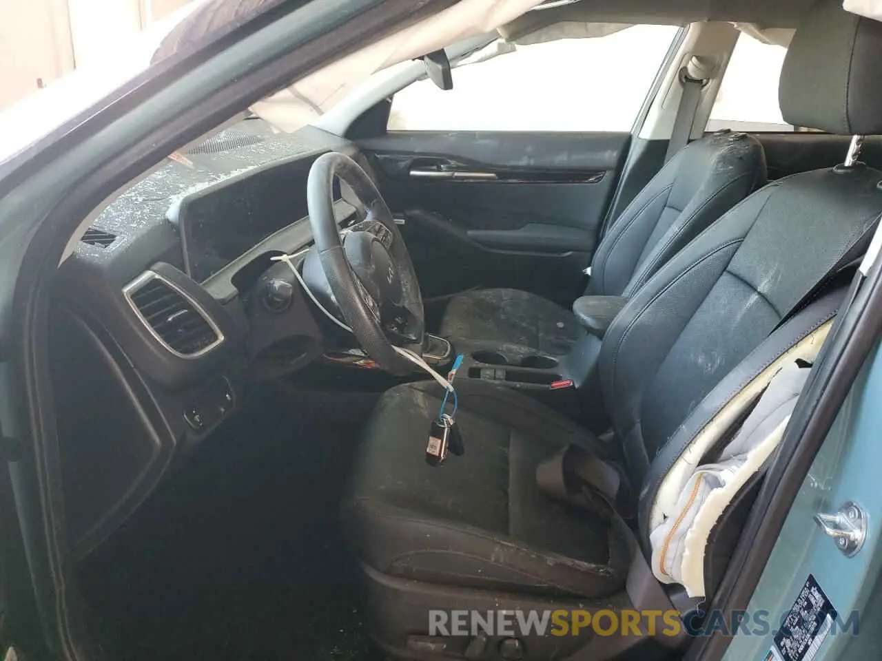 7 Photograph of a damaged car KNDETCA72R7563775 KIA SELTOS 2024