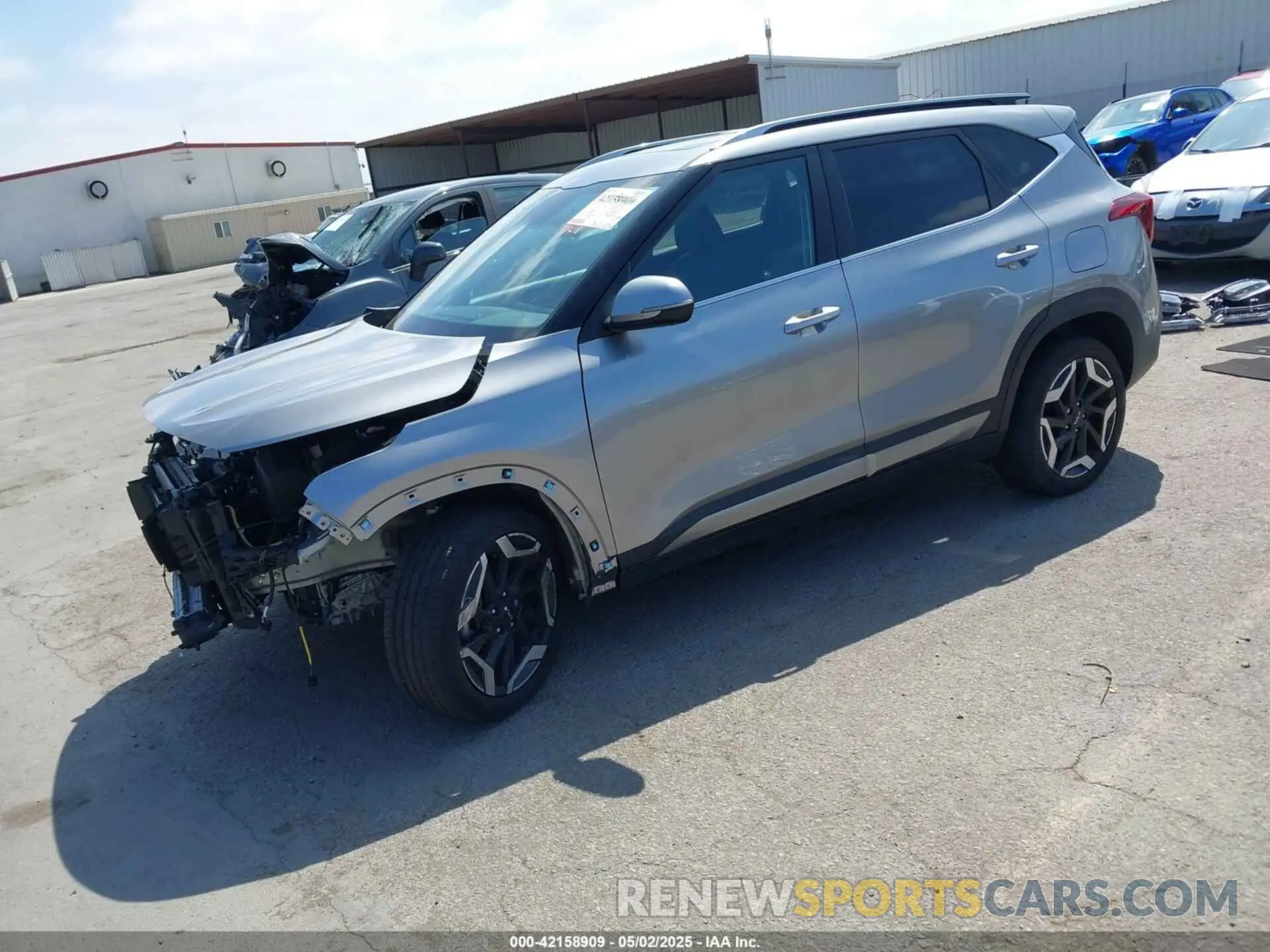 2 Photograph of a damaged car KNDETCA73R7484468 KIA SELTOS 2024