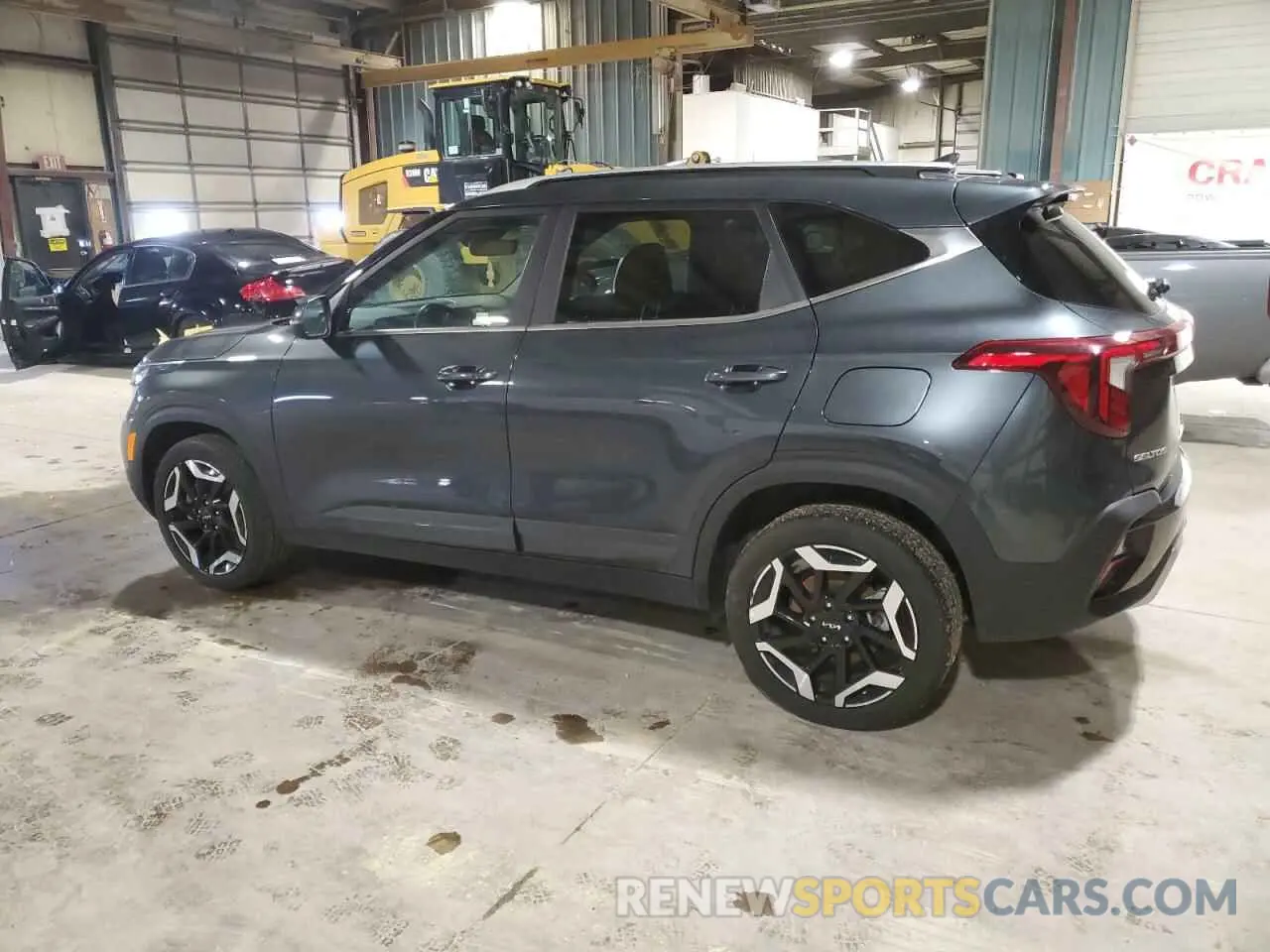 2 Photograph of a damaged car KNDETCA73R7622283 KIA SELTOS 2024