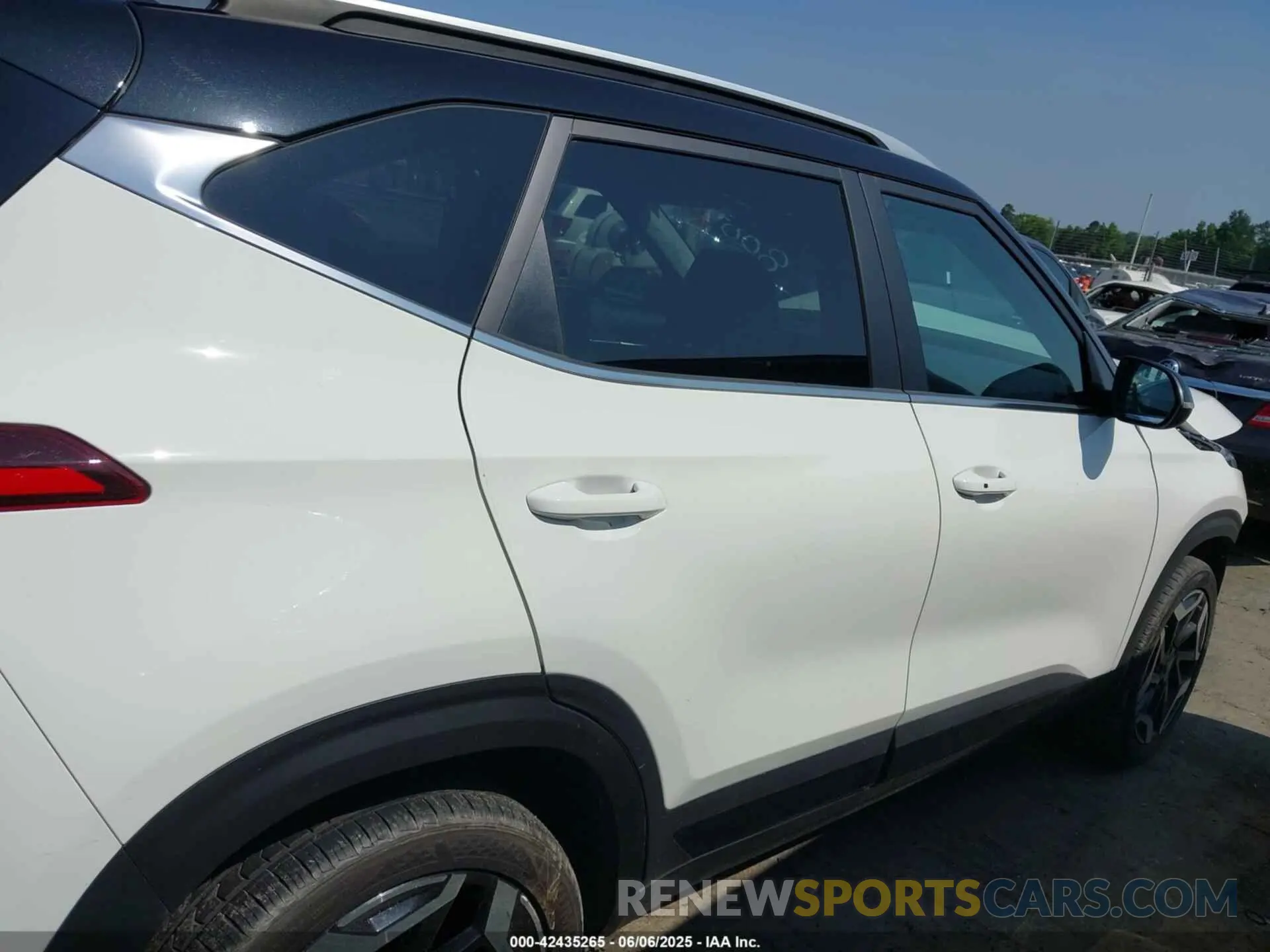 13 Photograph of a damaged car KNDETCA75R7588007 KIA SELTOS 2024