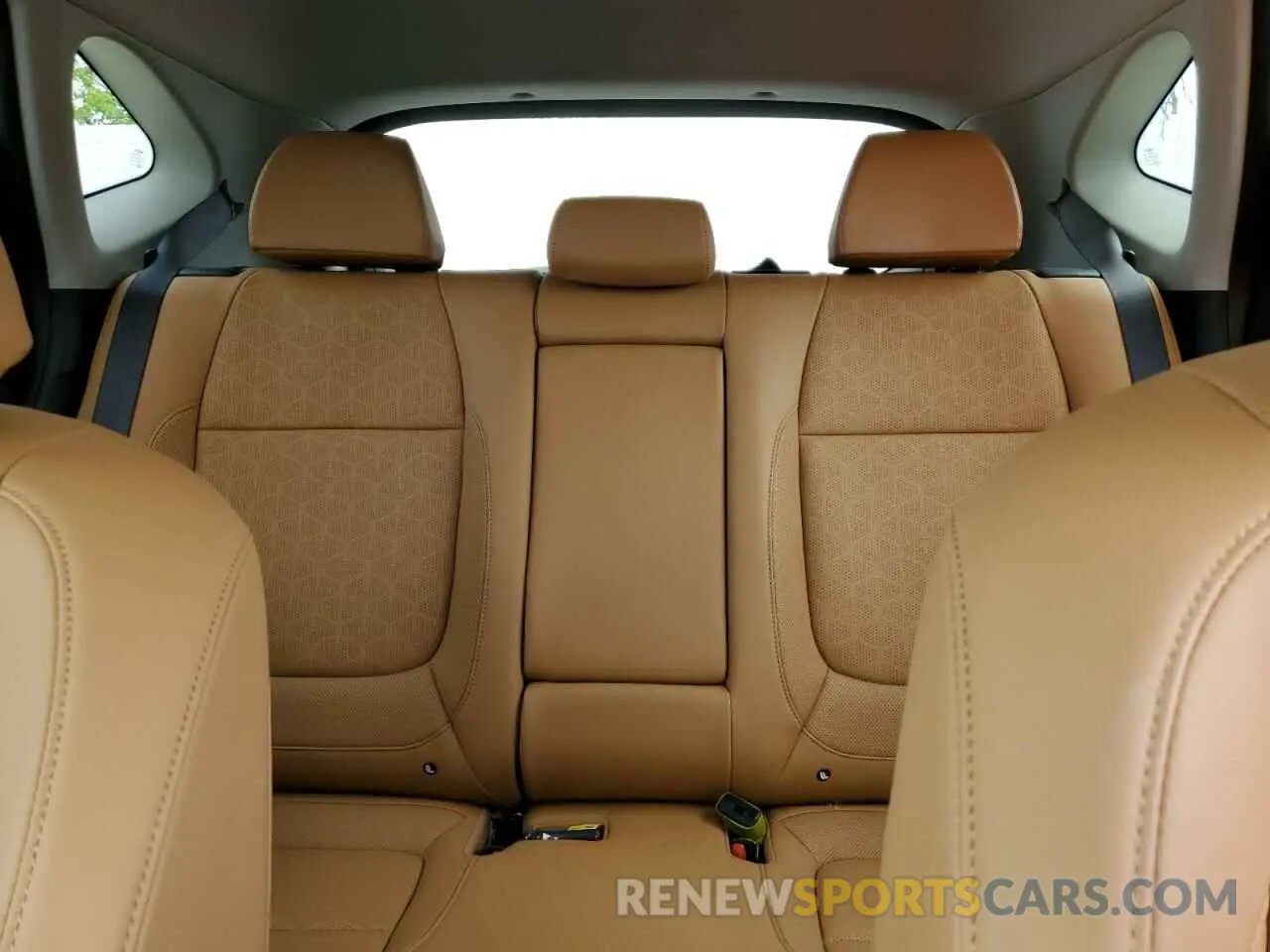 10 Фотография поврежденного автомобиля KNDETCA75R7624309 KIA SELTOS 2024