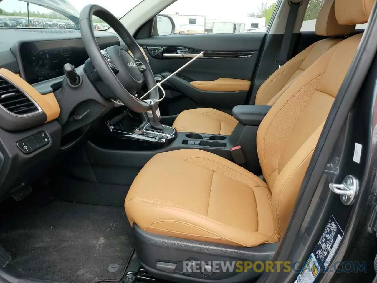 7 Фотография поврежденного автомобиля KNDETCA75R7624309 KIA SELTOS 2024